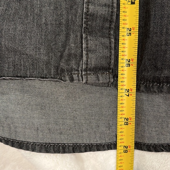 Vans Women’s Lunchroom Antics Grey Shirt sleeveless buttons Vest * NO Size Tag* - Picture 10 of 10